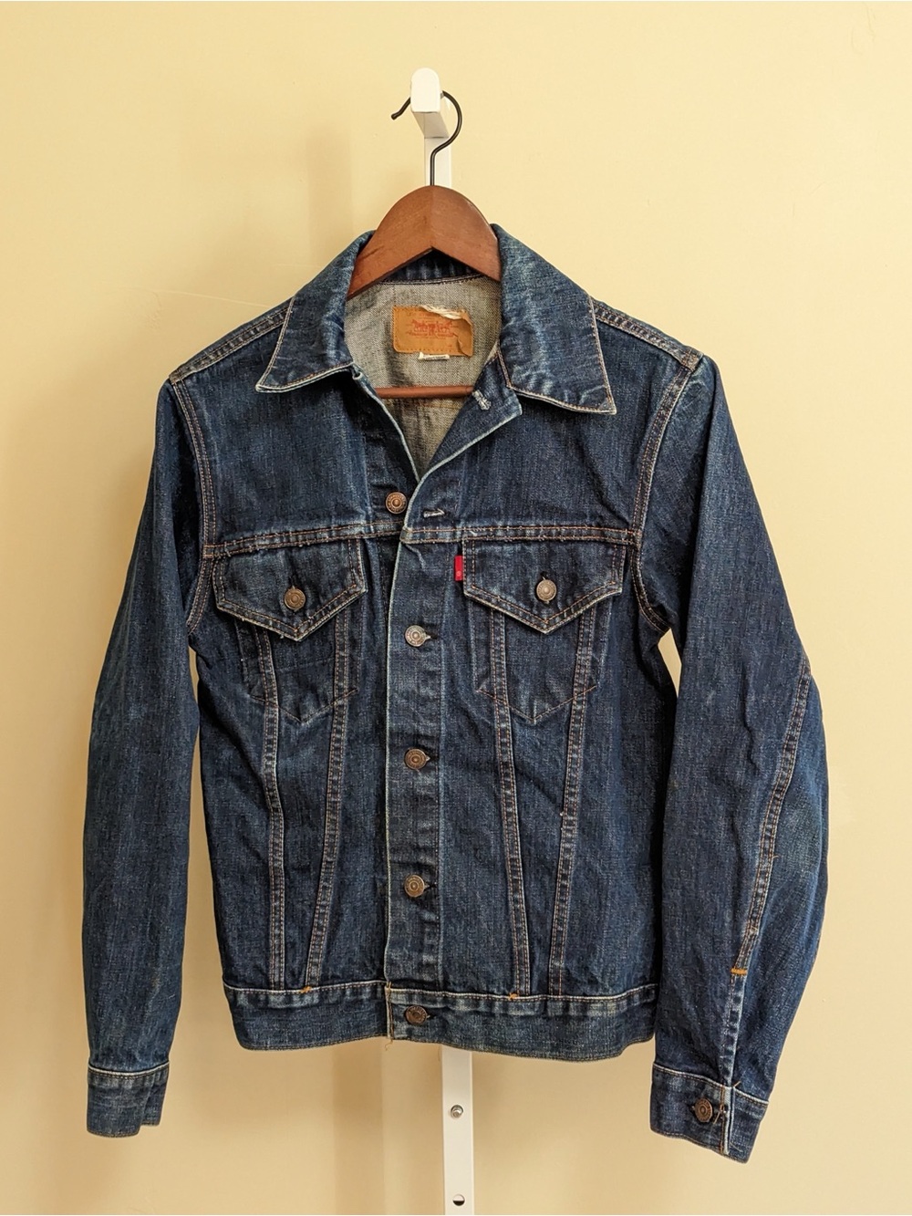 1970s Levi’s 70505-0217 Type III Small e Denim Trucker Jacket Size 38 S